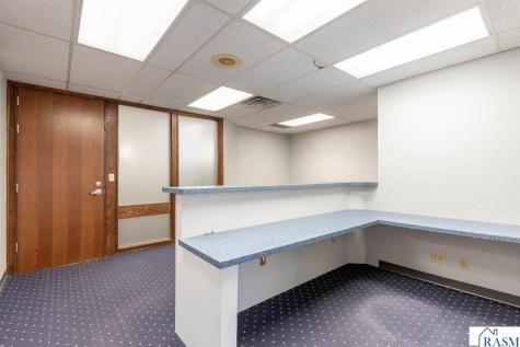 209 S 2nd Street Mankato MN 56001