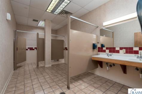 1650 Madison Avenue Mankato MN 56001