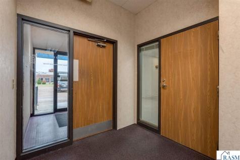 1650 Madison Avenue Mankato MN 56001