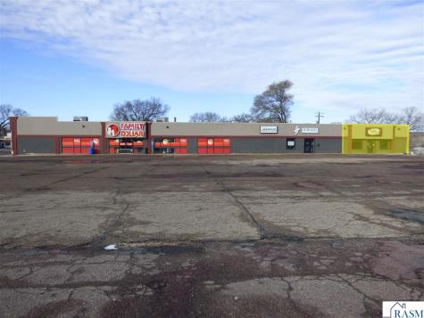 826 S Front Street Mankato MN 56001