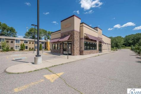 101 W Lind Court Mankato MN 56001