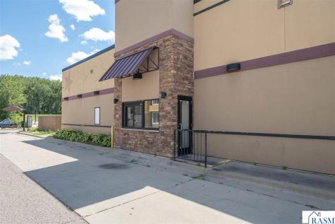 101 W Lind Court Mankato MN 56001