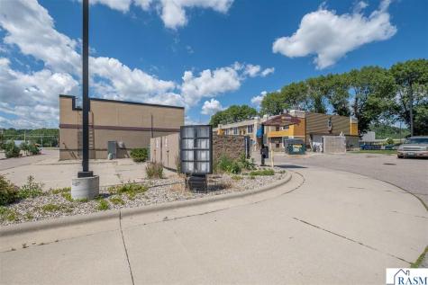 101 W Lind Court Mankato MN 56001