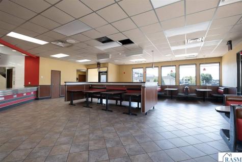 101 W Lind Court Mankato MN 56001
