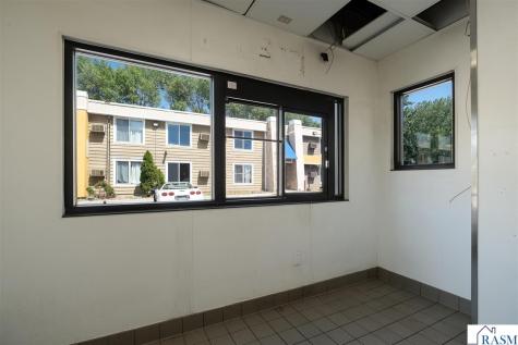101 W Lind Court Mankato MN 56001