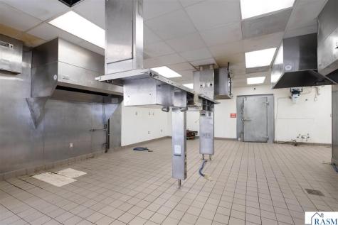 101 W Lind Court Mankato MN 56001