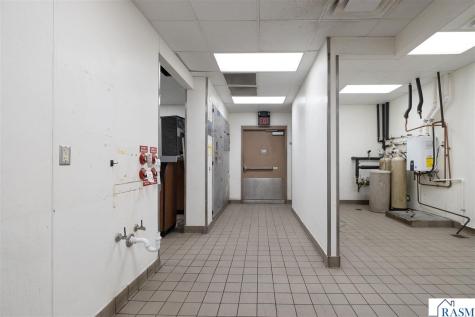 101 W Lind Court Mankato MN 56001