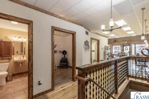25 S Park Avenue Le Center MN 56057