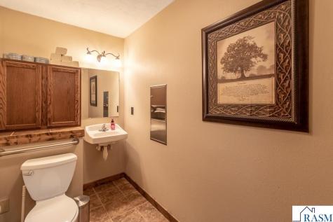 25 S Park Avenue Le Center MN 56057