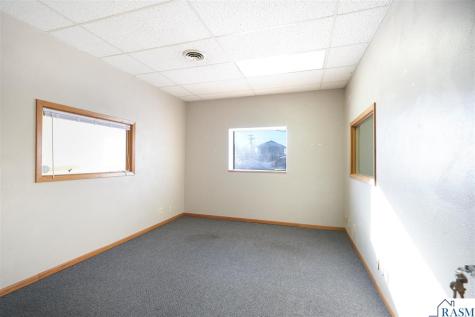 915 S Front Street Mankato MN 56001