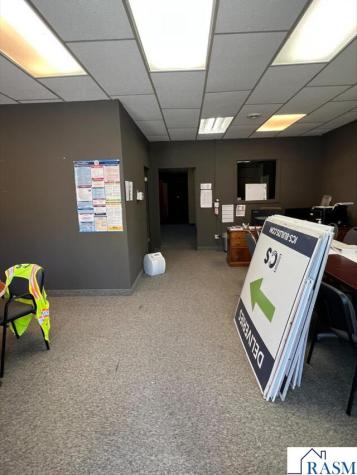 1001 N Broad Mankato MN 56001