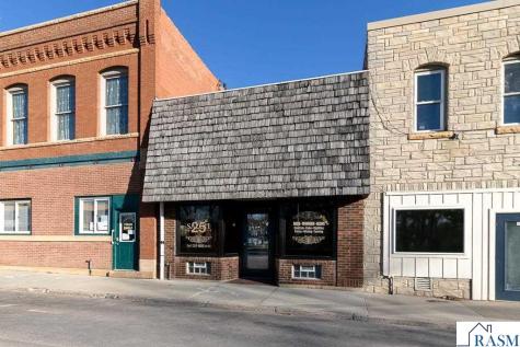 25 S Park Avenue Le Center MN 56057
