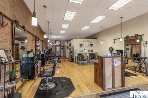 25 S Park Avenue Le Center MN 56057