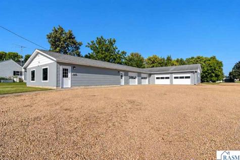 155 S Montgomery Avenue Le Center MN 56057