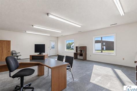 155 S Montgomery Avenue Le Center MN 56057
