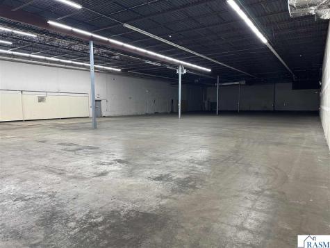 1528 Tullamore Street Mankato MN 56001