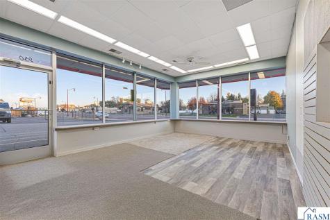 950 Madison Avenue Mankato MN 56001