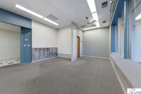 950 Madison Avenue Mankato MN 56001