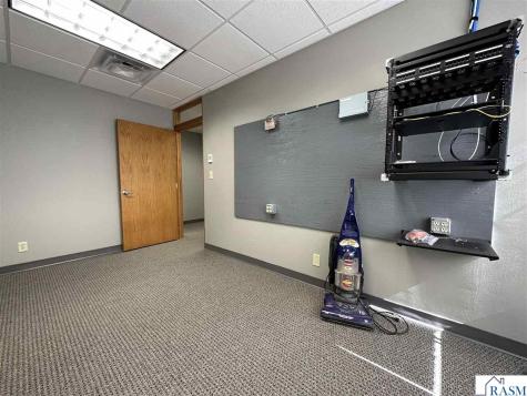 209 S 2nd Street Mankato MN 56001