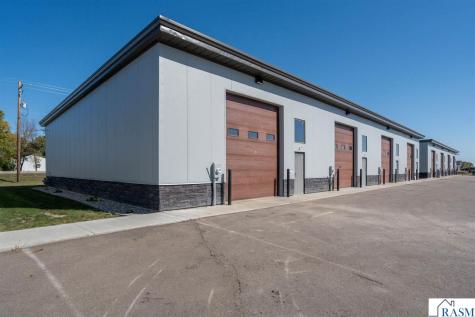 3020 D Evergreen Trail Mankato MN 56001