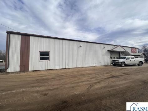 1027 E 7th Street Blue Earth MN 56013