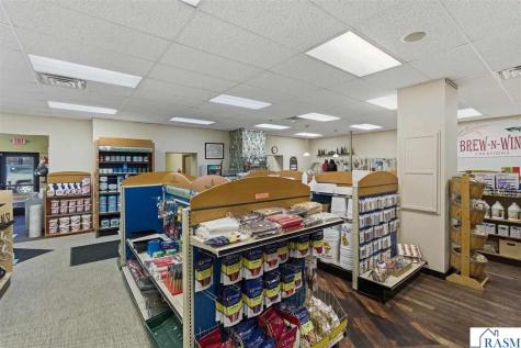 219 S Victory Drive Mankato MN 56001