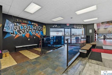 219 S Victory Drive Mankato MN 56001