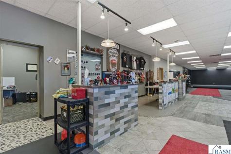 219 S Victory Drive Mankato MN 56001