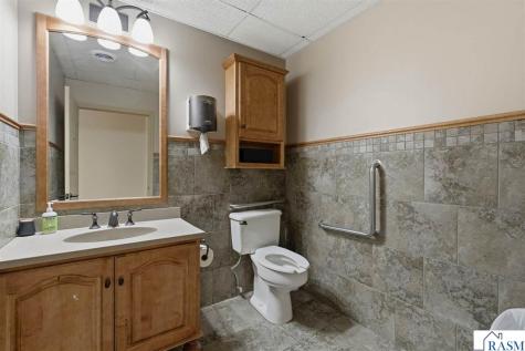 219 S Victory Drive Mankato MN 56001