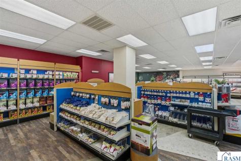 219 S Victory Drive Mankato MN 56001
