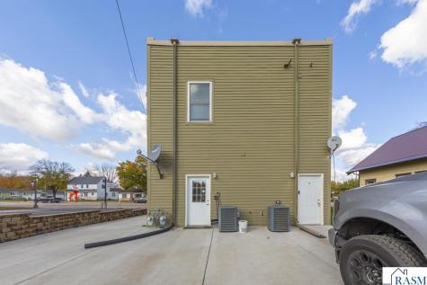 305 Main Street Henderson MN 56044