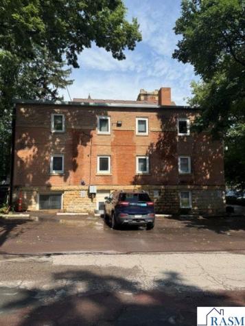 415 S Broad Street Mankato MN 56001