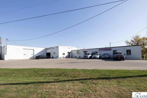 1000 N River Drive North Mankato MN 56003