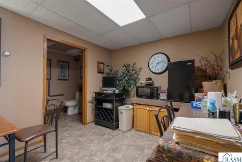 1000 N River Drive North Mankato MN 56003