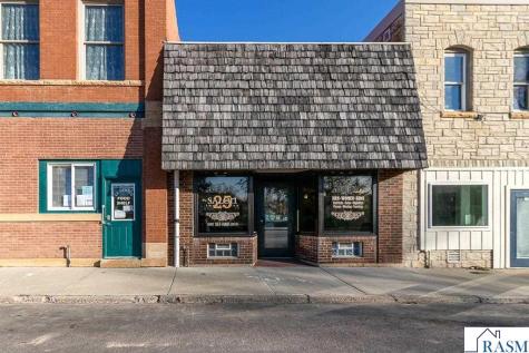 25 S Park Avenue Le Center MN 56057