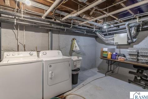 25 S Park Avenue Le Center MN 56057