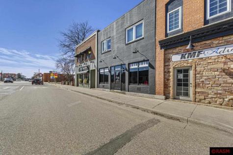 106 N Main Street Le Sueur MN 56058