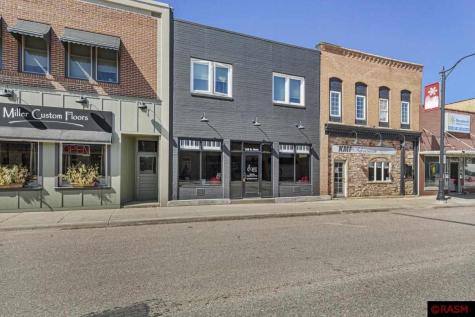 106 N Main Street Le Sueur MN 56058