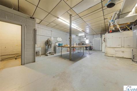 127 SE 1st Street Fairfax MN 55333