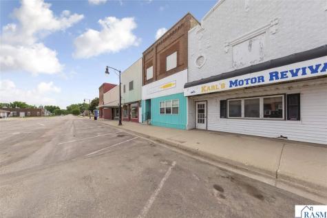 127 SE 1st Street Fairfax MN 55333