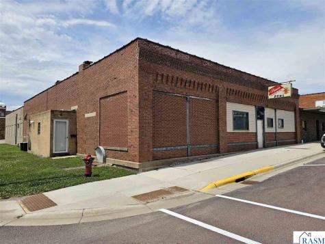 140 S First Avenue Sleepy Eye MN 56085