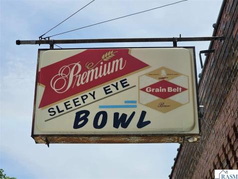 140 S First Avenue Sleepy Eye MN 56085