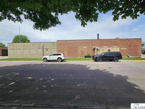 140 S First Avenue Sleepy Eye MN 56085