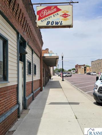 140 S First Avenue Sleepy Eye MN 56085