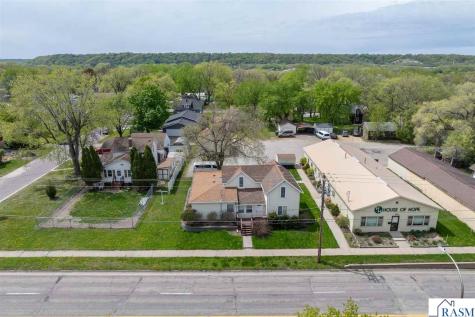 1614 3rd Avenue Mankato MN 56001
