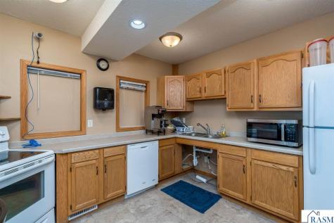 1614 3rd Avenue Mankato MN 56001