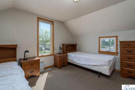 1614 3rd Avenue Mankato MN 56001