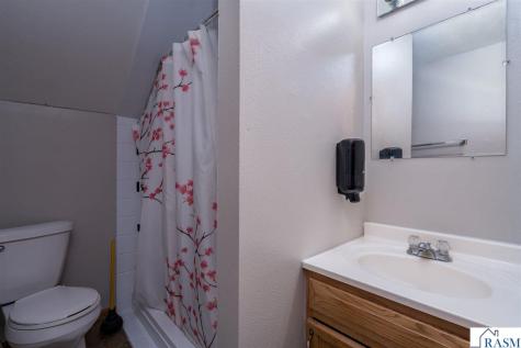 1614 3rd Avenue Mankato MN 56001