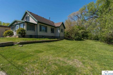 1614 3rd Avenue Mankato MN 56001