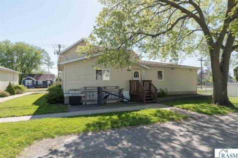 1614 3rd Avenue Mankato MN 56001